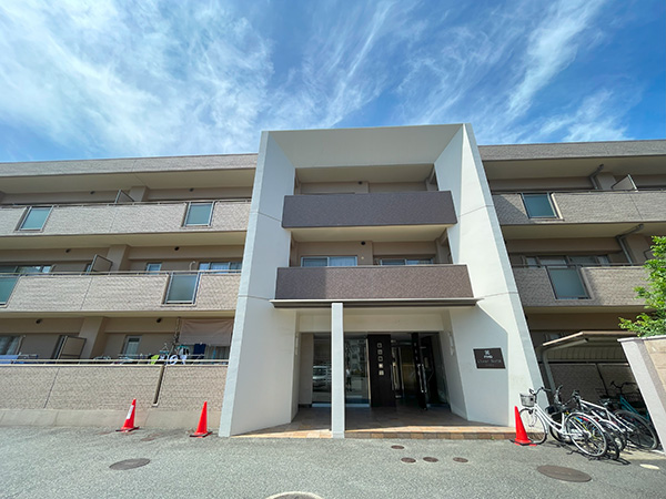 クローバー・ノース江坂
